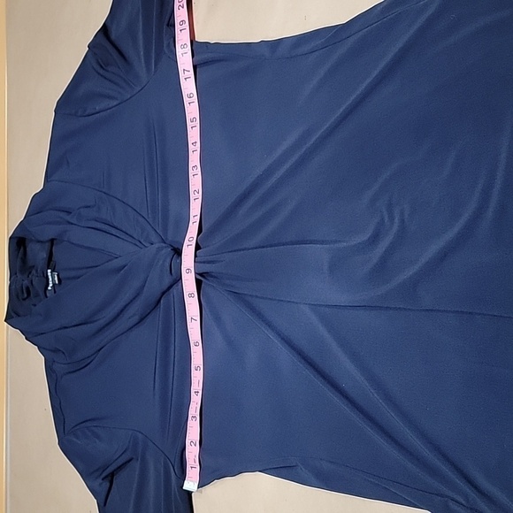 Premise Size L, Long Sleeve Twist Front Navy Blue V Neck Top, Exc. Used Cond. - Picture 6 of 11